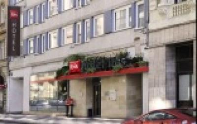 Hotel Ibis Budapest City - 3 csillagos szálloda a belvárosban - ✔️ Ibis Budapest City*** - Ibis szálloda a Blaha Lujza térnél akciós áron /korábbi neve Ibis Emke/