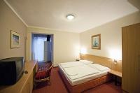 Akciós hotelszoba Budapesten a Hotel Lidoban - családias hangulatú szobák diszkont áron Óbudán a Római-parton